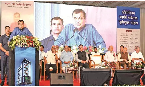 एग्रोविजन फार्मर्स मार्केट का केंद्रीय मंत्री नितीन गडकरी ने किया भूमिपूजन