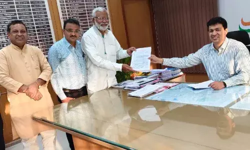 उद्यानों में असामाजिक तत्वों की अभद्रता से नागरिक त्रस्त