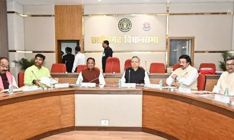 विधानसभा अध्यक्ष डॉ रमन सिंह की अध्यक्षता में विधानसभा के समिति कक्ष में कार्य मंत्रणा समिति की बैठक आयोजित की गई विधानसभा अध्यक्ष डॉ रमन सिंह की अध्यक्षता में विधानसभा के समिति कक्ष में कार्य मंत्रणा समिति की बैठक आयोजित की गई