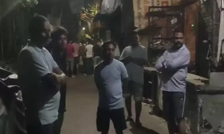 दिल्ली में दो दोस्तों ने एक-दूसरे को चाकू मारकर उतारे मौत के घाट, डबल मर्डर से लोगों में फैली दहशत दिल्ली में दो दोस्तों ने एक-दूसरे को चाकू मारकर उतारे मौत के घाट, डबल मर्डर से लोगों में फैली दहशत