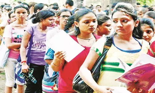 सेंड बैक फॉर्म बंद हॉस्टल में प्रवेश नहीं, समन्वय की है भारी कमी