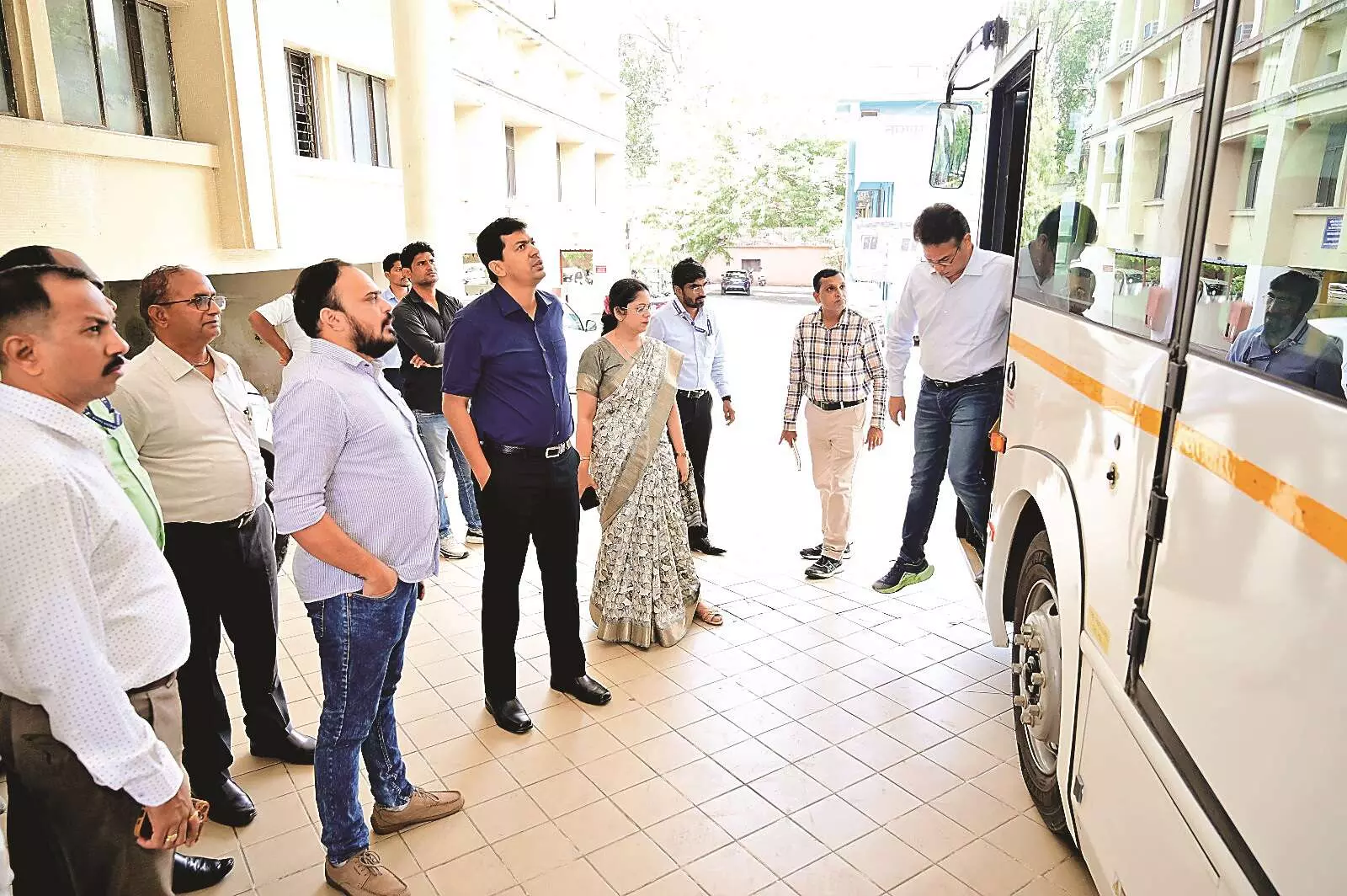 ट्रायल के लिए नागपुर पहुंची पीएम ई-बसें , परीक्षण हुआ शुरू ट्रायल के लिए नागपुर पहुंची पीएम ई-बसें , परीक्षण हुआ शुरू