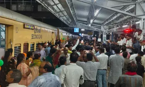 आज से 8 घंटे पहले बनेगा ट्रेन का पहला आरक्षण चार्ट