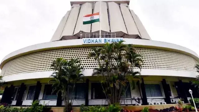 उल्हास नदी किनारे अतिक्रमण करने वाली संस्था को 10 करोड़ का दंड, सीसीटीवी कंट्रोल के लिए बनेगी एसओपी