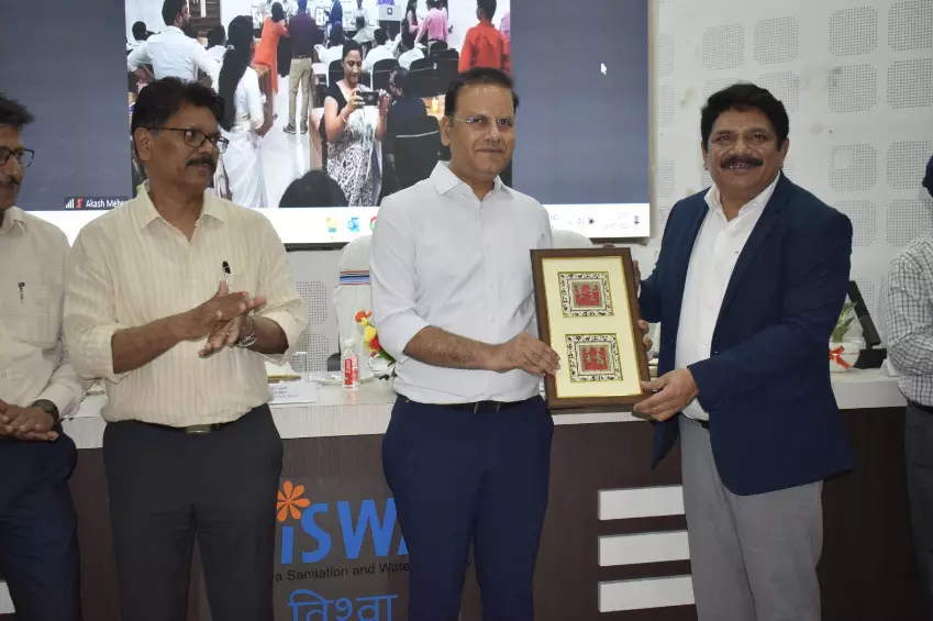 काँके में ‘मुख्यमंत्री सारथी योजना’ के तहत नव-नियोजित उम्मीदवारों को प्रदान किया गया नियुक्ति पत्र काँके में ‘मुख्यमंत्री सारथी योजना’ के तहत नव-नियोजित उम्मीदवारों को प्रदान किया गया नियुक्ति पत्र