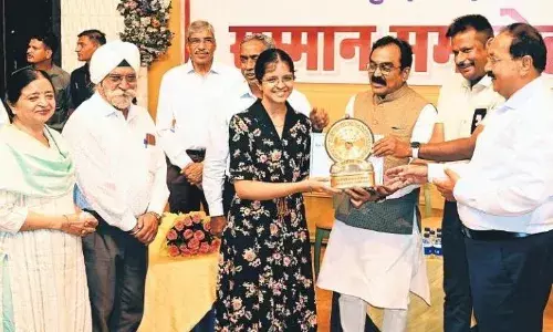 देश का उज्ज्वल भविष्य हैं होनहार बच्चे