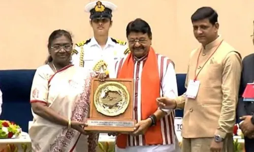 स्वच्छता सर्वे में बजा मध्यप्रदेश के डंका, अलग-अलग कैटेगरी में किया शानदार प्रदर्शन, इंदौर और भोपाल के अलावा इन शहर ने जीता अवॉर्ड