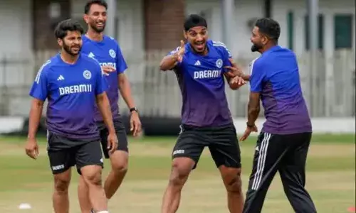 मैनचेस्टर टेस्ट से पहले भारत को लगा बड़ा झटका, प्रैक्टिस के दौरान इंजर्ड हुआ ये तेज गेंदबाज