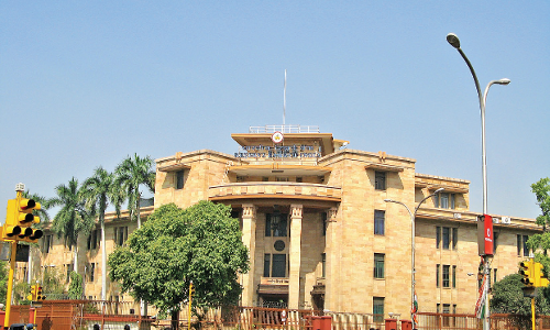 5 वर्ष में 53 सहकारी बैंकों का लाइसेंस रद्द , लगातार फ्रॉड आते रहे सामने