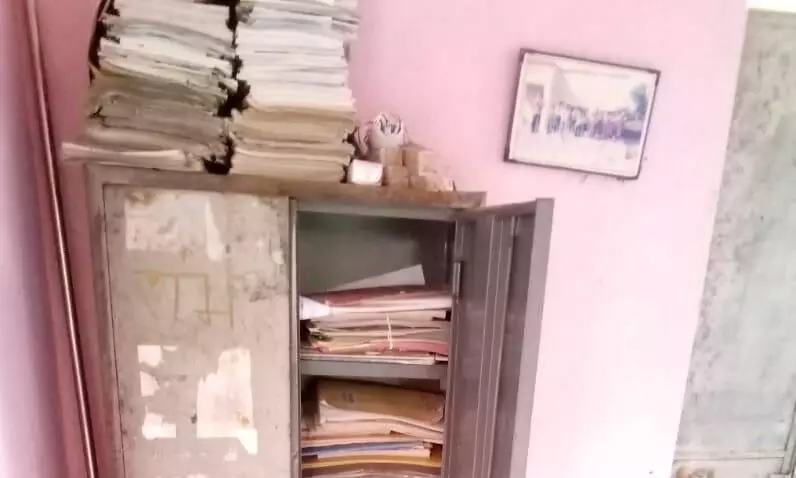 स्कूल का ताला तोड़कर म्युजिक सिस्टम चोरी स्कूल का ताला तोड़कर म्युजिक सिस्टम चोरी