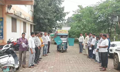 डेंगू निरोधक माह के रूप में मनाया जा रहा है जुलाई माह, डेंगू प्रचार रथ को हरी झंडी दिखाकर किया रवाना