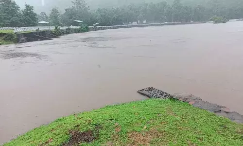 खोह तालाब का बढा जल स्तर, कभी भी फूट सकता है तालाब
