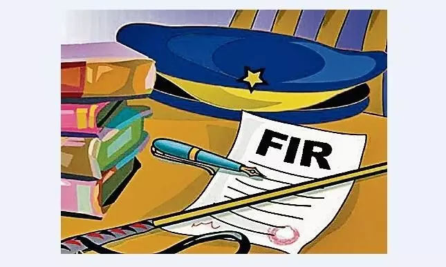 मनमाने दाम पर बेची जा रही थी यूरिया, संचालक पर एफआईआर मनमाने दाम पर बेची जा रही थी यूरिया, संचालक पर एफआईआर