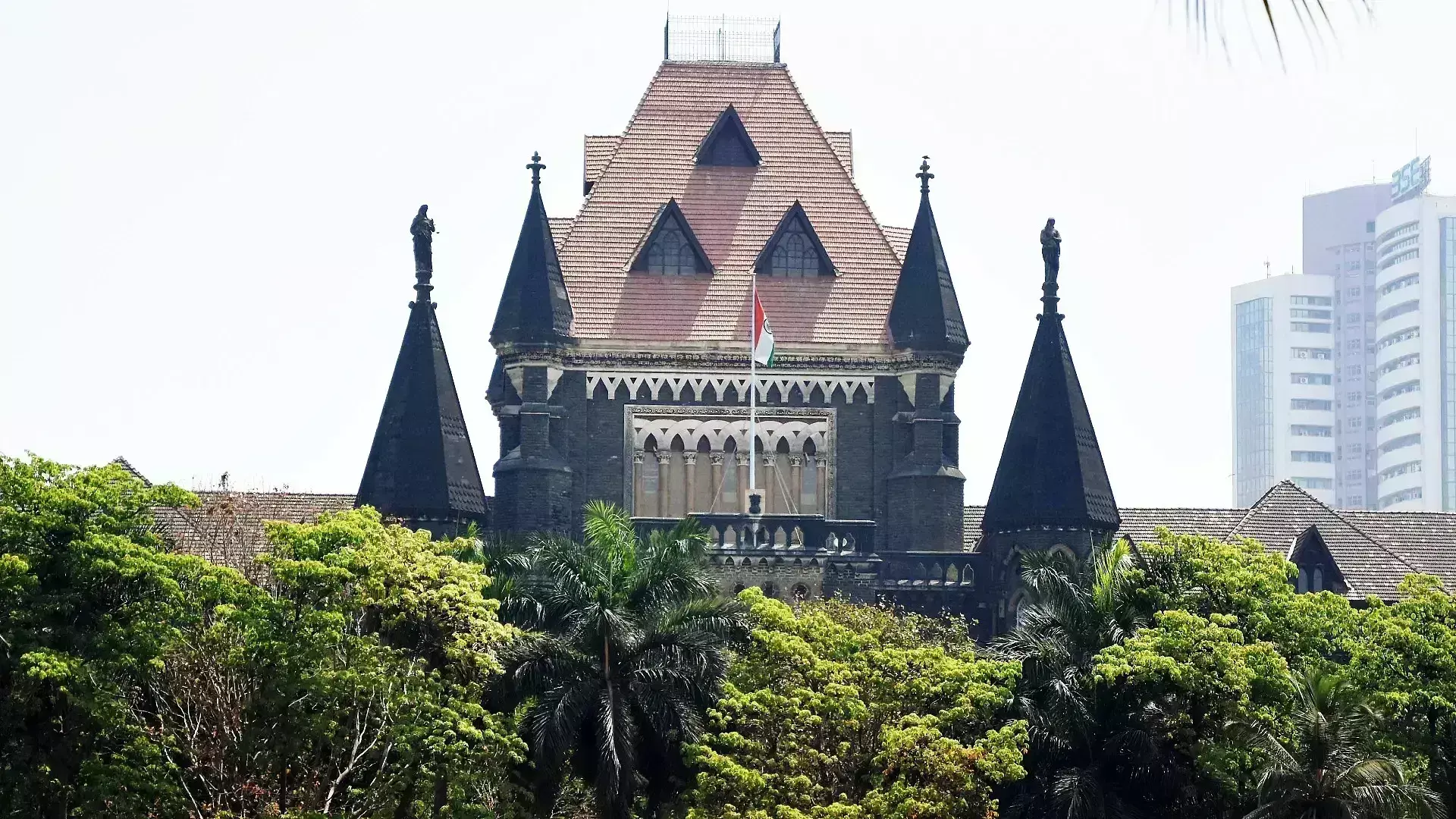 बीजेपी विधायक अवताडे को मिली राहत, अतिक्रमण हटाने के लिए सुरक्षा बल मुहैया कराने का निर्देश