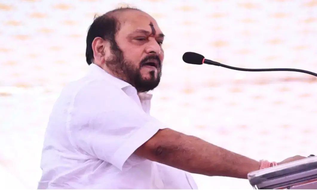 रामदास बोले - मेरे बेटे का त्यागपत्र लेकर दिखाएं अनिल, बार को लेकर शिवसेना के दोनों गुटों में बयानबाजी