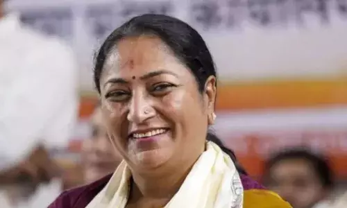 EV पॉलिसी को लेकर रेखा गुप्ता सरकार का बड़ा फैसला, दिल्ली में पॉल्यूशन लेवल को कंट्रोल करने में होगा सीधा फायदा