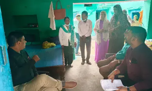 सीएमएचओ द्वारा किया गया शाहनगर के ग्राम पटपरी गिधौडा का भ्रमण, गांव में मिली डायरिया फैलने की जानकारी सीएमएचओ द्वारा किया गया शाहनगर के ग्राम पटपरी गिधौडा का भ्रमण, गांव में मिली डायरिया फैलने की जानकारी