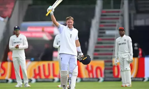 मजबूत स्थिति में पहुंचा इंग्लैंड, भारत पर बनाई 75 रन की बढ़त, रूट का शतक, पोटिंग को पीछे छोड़ा