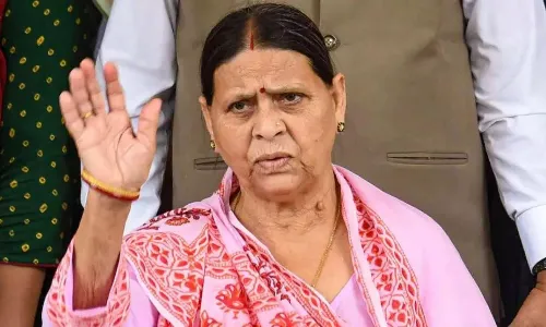 राबड़ी देवी ने डिप्टी सीएम सम्राट चौधरी पर लगाए आपत्तिजनक आरोप, मंत्री मदन साहनी ने किया पलटवार