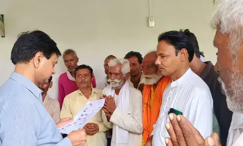 वन विभाग पर ग्रामवासियों की ज़मीन पर अवैध कब्जे का आरोप