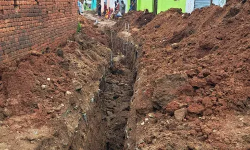 पुलिस की यह कैसी कार्रवाई, एमपीयूडीसी से एग्रीमेंटकर्ता का एफआईआर में नाम ही नहीं पुलिस की यह कैसी कार्रवाई, एमपीयूडीसी से एग्रीमेंटकर्ता का एफआईआर में नाम ही नहीं