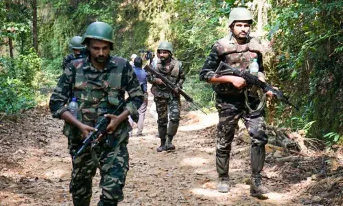 सुरक्षाबलों के हाथ लगी बड़ी सफलता, मुठभेड़ में 4 नक्सलियों को किया ढेर, गोलाबारी जारी