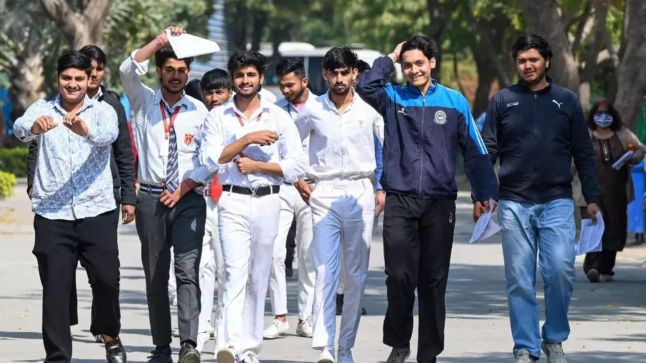 जारी होगा 10वीं और 12वीं की पूरक परीक्षाओं का रिजल्ट, पुनर्मूल्यांकन के लिए कर सकेंगे आवेदन जारी होगा 10वीं और 12वीं की पूरक परीक्षाओं का रिजल्ट, पुनर्मूल्यांकन के लिए कर सकेंगे आवेदन