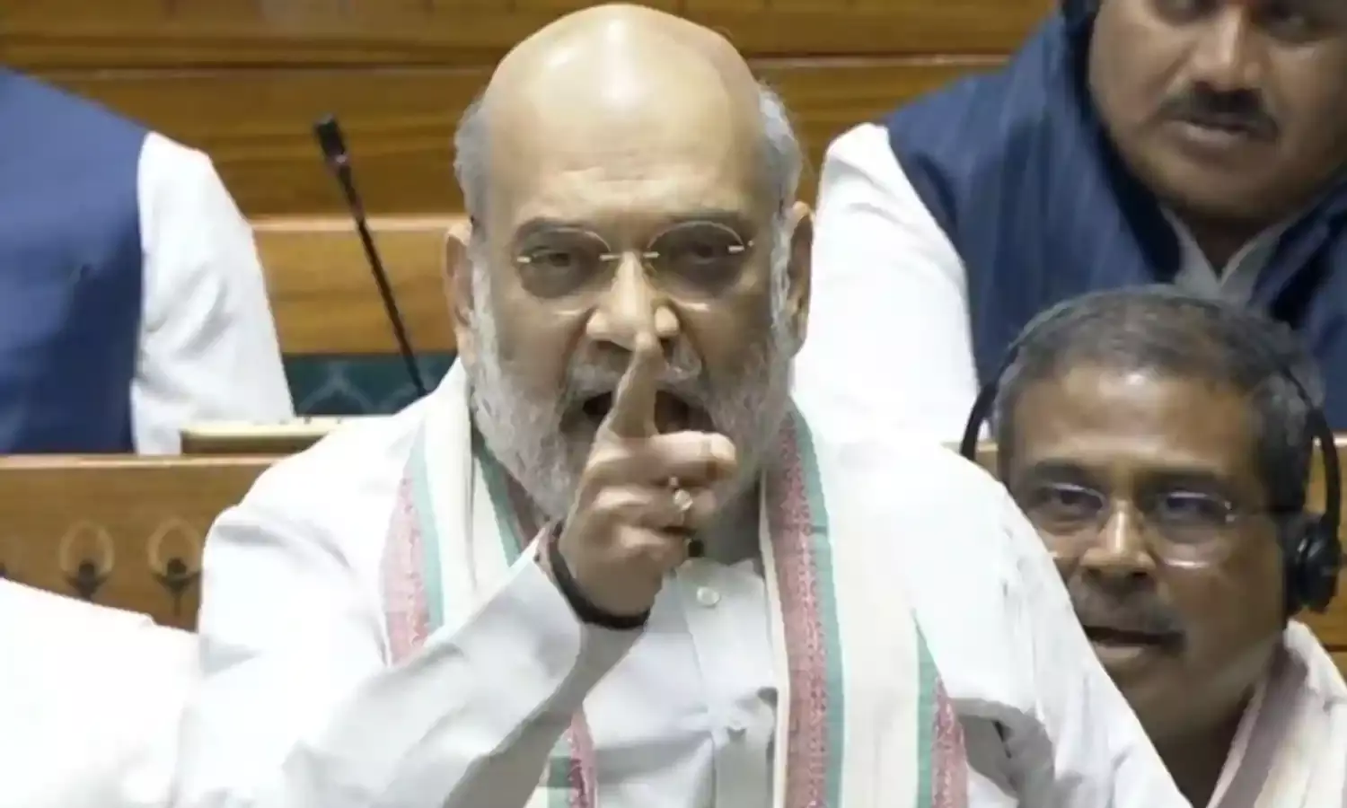 अभी 20 साल वहीं बैठेंगे.., विदेश मंत्री को सदन में टोका तो विपक्षी सांसदों पर भड़के अमित शाह, कल ऑपरेशन सिंदूर पर बहस में बोलेंगे