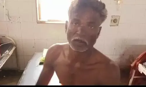 वन परिक्षेत्र में चरवाहे पर तेंदुए ने किया जानलेवा हमला, घायल का शाहनगर अस्पताल में हुआ प्राथमिक उपचार, कटनी रेफर वन परिक्षेत्र में चरवाहे पर तेंदुए ने किया जानलेवा हमला, घायल का शाहनगर अस्पताल में हुआ प्राथमिक उपचार, कटनी रेफर