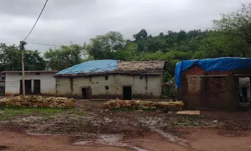 कांग्रेस नेता सहित आदिवासियों को मिले नोटिस से मचा हड़क़म्प, राजनैतिक प्रतिशोध का आरोप