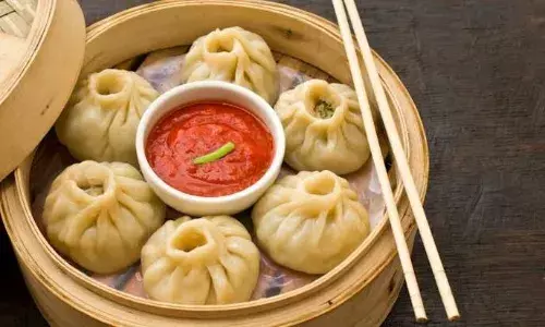 इस फ्रेंडशिप डे अपने दोस्तों को दें खास पार्टी, घर पर बनाएं वेज मोमोज, सभी लोग खाकर हो जाएंगे खुश इस फ्रेंडशिप डे अपने दोस्तों को दें खास पार्टी, घर पर बनाएं वेज मोमोज, सभी लोग खाकर हो जाएंगे खुश