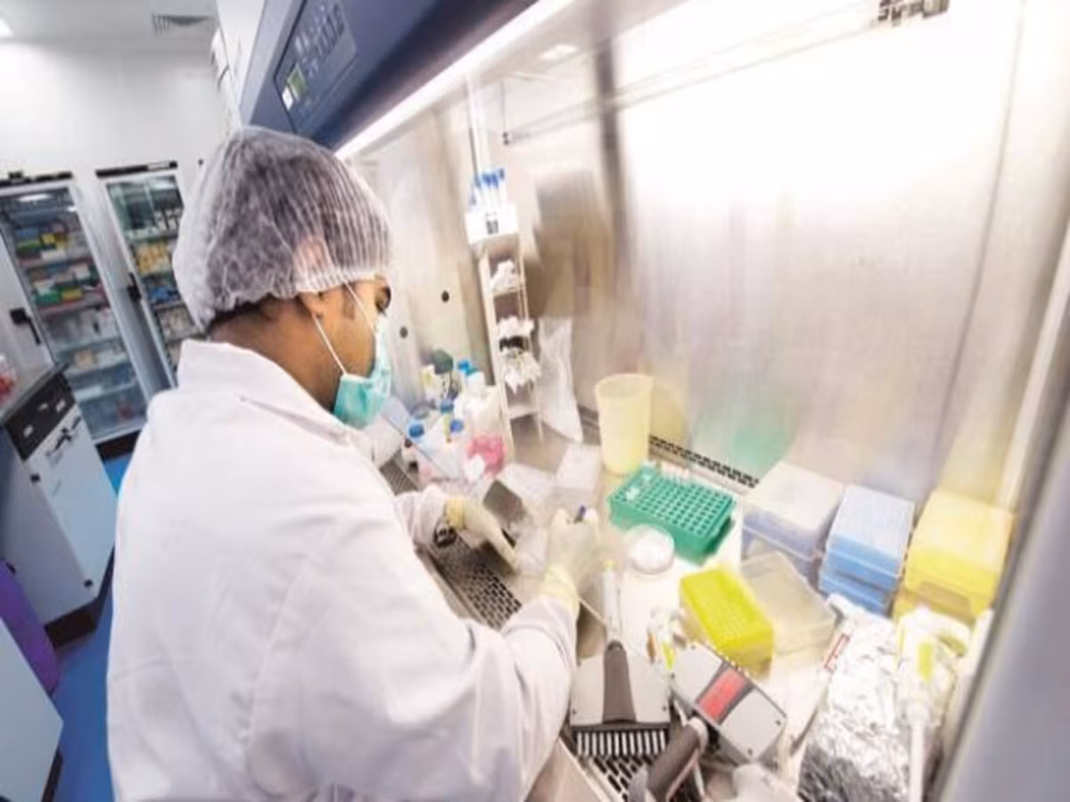 बी फार्मा और डी फार्मा संस्थानों ने एक महीने में पूरे नहीं किए मानदंड तो रुकेंगे दाखिले