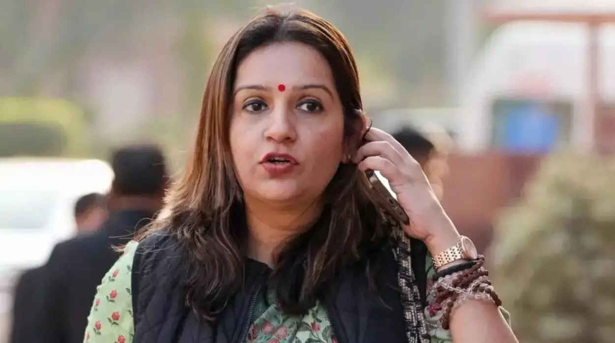 अमेरिका के भारत पर टैरिफ बढ़ाने के फैसले पर प्रियंका चतुर्वेदी ने दी प्रतिक्रिया, कहा - ट्रंप के फैसले से देश को होगा नुकसान अमेरिका के भारत पर टैरिफ बढ़ाने के फैसले पर प्रियंका चतुर्वेदी ने दी प्रतिक्रिया, कहा - ट्रंप के फैसले से देश को होगा नुकसान