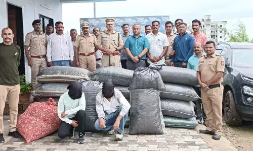 चोरी के वाहन से ले जा रहे थे अफीम,  85 लाख के माल सहित आरोपी पकड़ाए