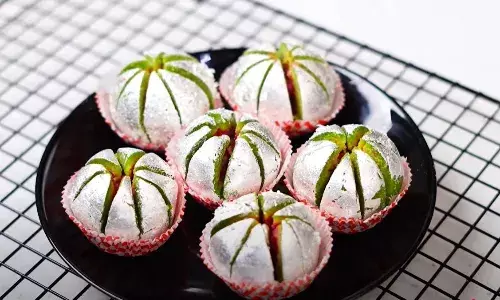 रक्षाबंधन पर घर की बनी मिठाई से कराएं भाई का मुंह मीठा, अब मार्केट की महंगी मिठाई बनाना बेहद आसान रक्षाबंधन पर घर की बनी मिठाई से कराएं भाई का मुंह मीठा, अब मार्केट की महंगी मिठाई बनाना बेहद आसान