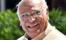 कांग्रेस ने महाराष्ट्र के लिए गठित की राजनीतिक मामलों की समिति, नए महासचिव - सचिव नियुक्त कांग्रेस ने महाराष्ट्र के लिए गठित की राजनीतिक मामलों की समिति, नए महासचिव - सचिव नियुक्त