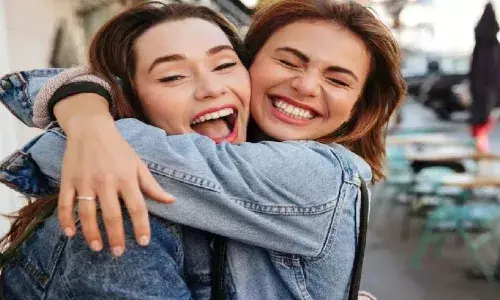 फ्रेंडिशप डे पर अपने दोस्तों को देना चाहते हैं क्यूट सरप्राइज, तो इन आइडियाज से लें मदद फ्रेंडिशप डे पर अपने दोस्तों को देना चाहते हैं क्यूट सरप्राइज, तो इन आइडियाज से लें मदद