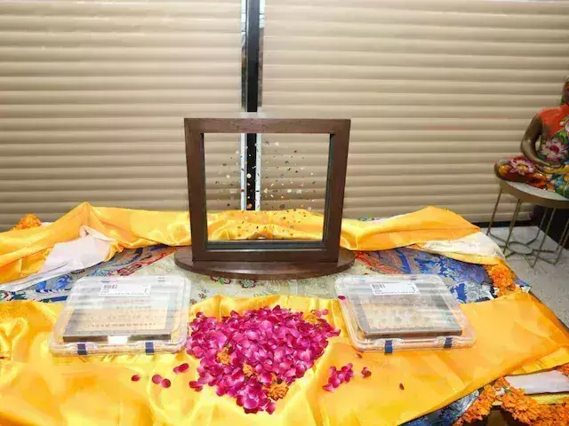 भगवान बुद्ध की पिपरहवा अस्थियां लौटीं भारत, अंग्रेजों के शासन काल में देश से बाहर भेज दी गईं थीं