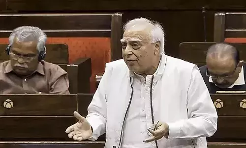 हमारे पास इतने साधन नहीं कि हम पाकिस्तान को ध्वस्त कर दें, चीन को लेकर कपिल सिब्बल ने कही ये बात हमारे पास इतने साधन नहीं कि हम पाकिस्तान को ध्वस्त कर दें, चीन को लेकर कपिल सिब्बल ने कही ये बात