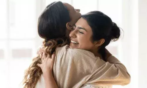 इस फ्रेंडशिप डे अगर आप भी अपनी गर्ल बेस्ट फ्रेंड को देना चाहते हैं सरप्राइज, तो इन आइडियाज को कर सकते हैं फॉलो! इस फ्रेंडशिप डे अगर आप भी अपनी गर्ल बेस्ट फ्रेंड को देना चाहते हैं सरप्राइज, तो इन आइडियाज को कर सकते हैं फॉलो!