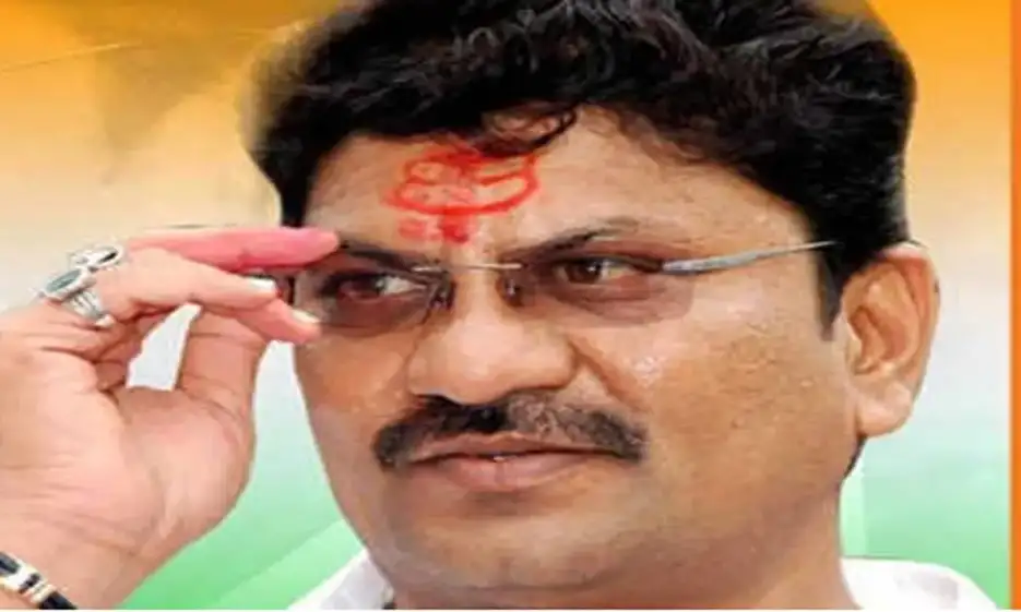 कांग्रेस के पूर्व विधायक कैलास गोरंट्याल समर्थकों सहित भाजपा में शामिल