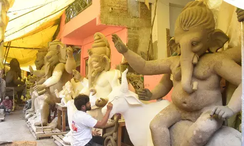 अगस्त में रक्षाबंधन, जन्माष्टमी, गणेश चतुर्थी जैसे महत्वपूर्ण पर्वों की तैयारियां शुरु