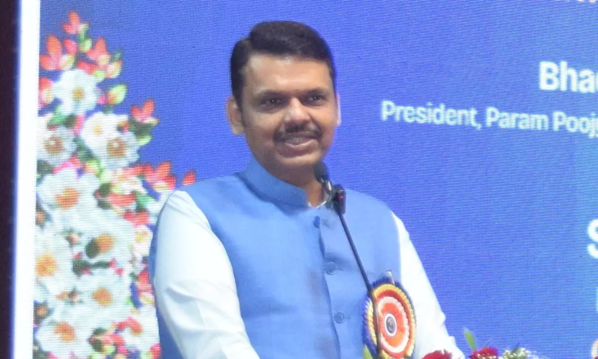 जनसुरक्षा कानून को लेकर अध्ययन के बिना कमेंट्स कर रहे है राज ठाकरे - सीएम फडणवीस जनसुरक्षा कानून को लेकर अध्ययन के बिना कमेंट्स कर रहे है राज ठाकरे - सीएम फडणवीस