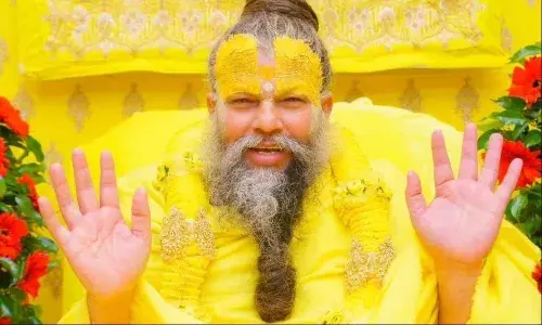 वृंदावन के प्रसिद्ध संत प्रेमानंद महाराज को जान से मारने की मिली धमकी, आरोपी इस बात से था नाराज वृंदावन के प्रसिद्ध संत प्रेमानंद महाराज को जान से मारने की मिली धमकी, आरोपी इस बात से था नाराज