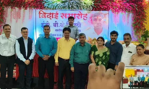 लोक निर्माण विभाग के कार्यपालन यंत्री बीके त्रिपाठी सेवानिवृत्त, दी गई भावभीनी विदाई