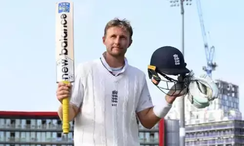 धमाकेदार फॉर्म में चल रहे जो रूट ने अपने नाम किया एक और महारिकॉर्ड, पोन्टिंग और गैरी सोबर्स जैसे दिग्गजों को पीछे छोड़ा धमाकेदार फॉर्म में चल रहे जो रूट ने अपने नाम किया एक और महारिकॉर्ड, पोन्टिंग और गैरी सोबर्स जैसे दिग्गजों को पीछे छोड़ा