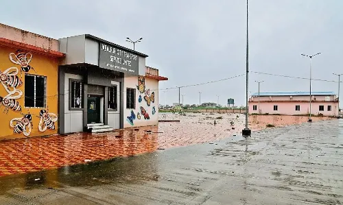 अब तक नहीं मिली इलेक्ट्रिक बसों की पहली खेप, अभी 5 महीने और इंतजार अब तक नहीं मिली इलेक्ट्रिक बसों की पहली खेप, अभी 5 महीने और इंतजार