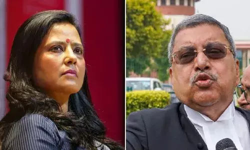 महुआ मोइत्रा के सुअर वाले बयान पर आगबबूला हुए कल्याण बनर्जी, TMC में इस बड़े पद से सौंपा इस्तीफा महुआ मोइत्रा के सुअर वाले बयान पर आगबबूला हुए कल्याण बनर्जी, TMC में इस बड़े पद से सौंपा इस्तीफा