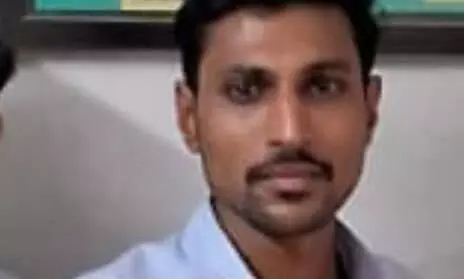 बैंक के लॉकर से लाखों के सोने की हेराफेरी, लिपिक समेत दो नामजद बैंक के लॉकर से लाखों के सोने की हेराफेरी, लिपिक समेत दो नामजद
