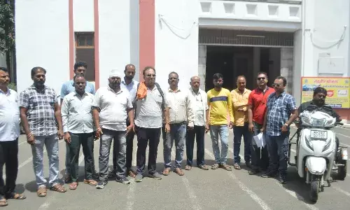 दुकानें खुलने के पहले निगम ने की तालाबंदी, 21 दुकानों को किया सील